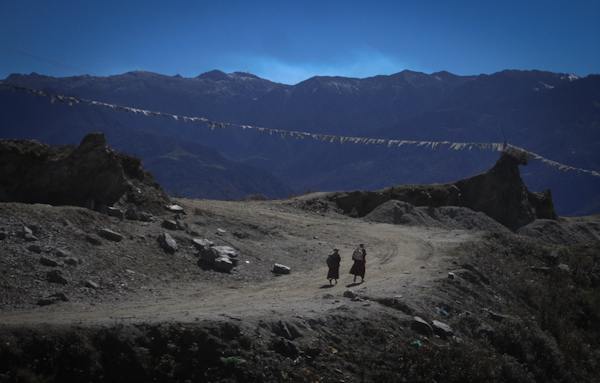 caminos montaña himalaya
